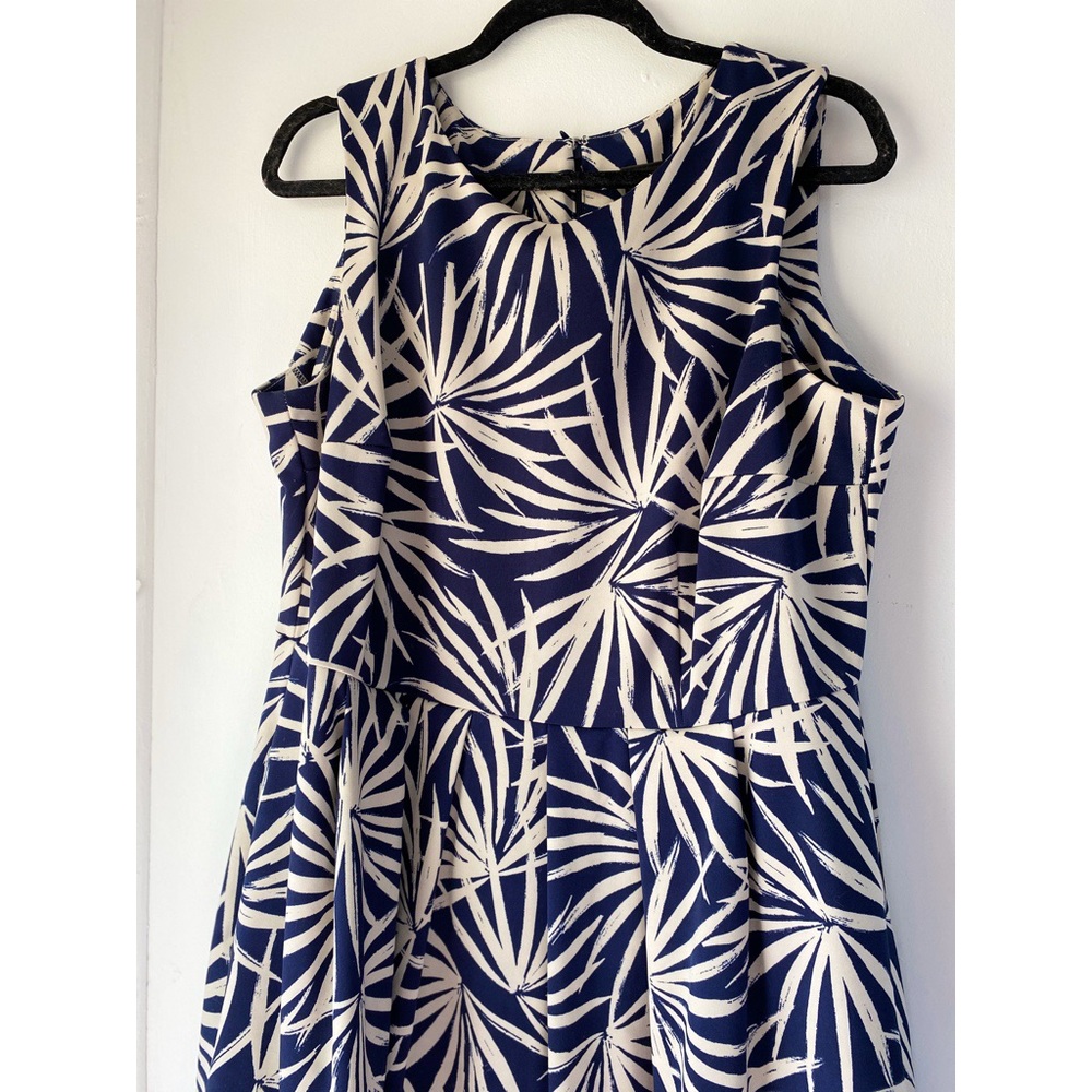 Taylor 14W Blue Fit and Flare Dress